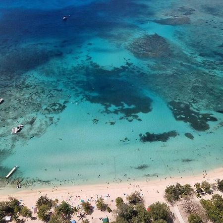 פורט-לואיס Villa Eden, A 400 Metres De La Plage Du Souffleur מראה חיצוני תמונה